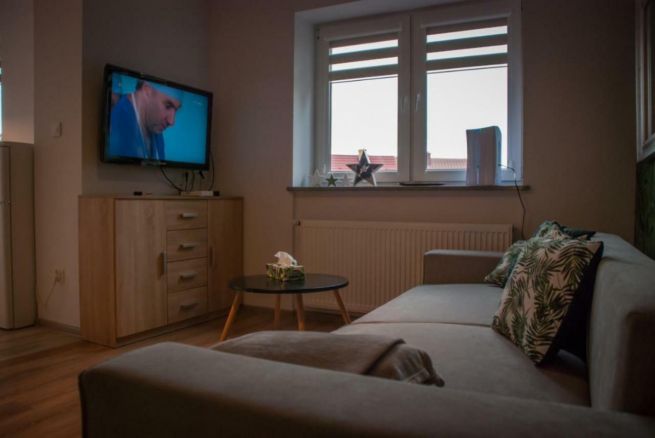 Noclegi "Boczna 5A" Apartamenty Goscinne Szczawno-Zdroj Exteriör bild